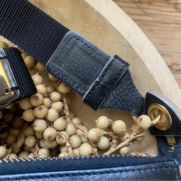 Authentic Rare Marc Jacobs Black/Gold Continental Wallet with Shoulder Strap - Picture 6 of 14